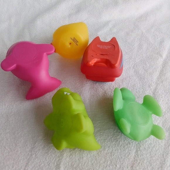 Rubber Kids Bath Toys Sea Turtle, Narwal, Boat, Crocodile And Beach Ducky - Picture 4 of 4